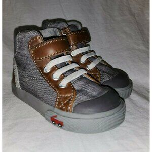 See Kai Run High Top Sneakers 4.5